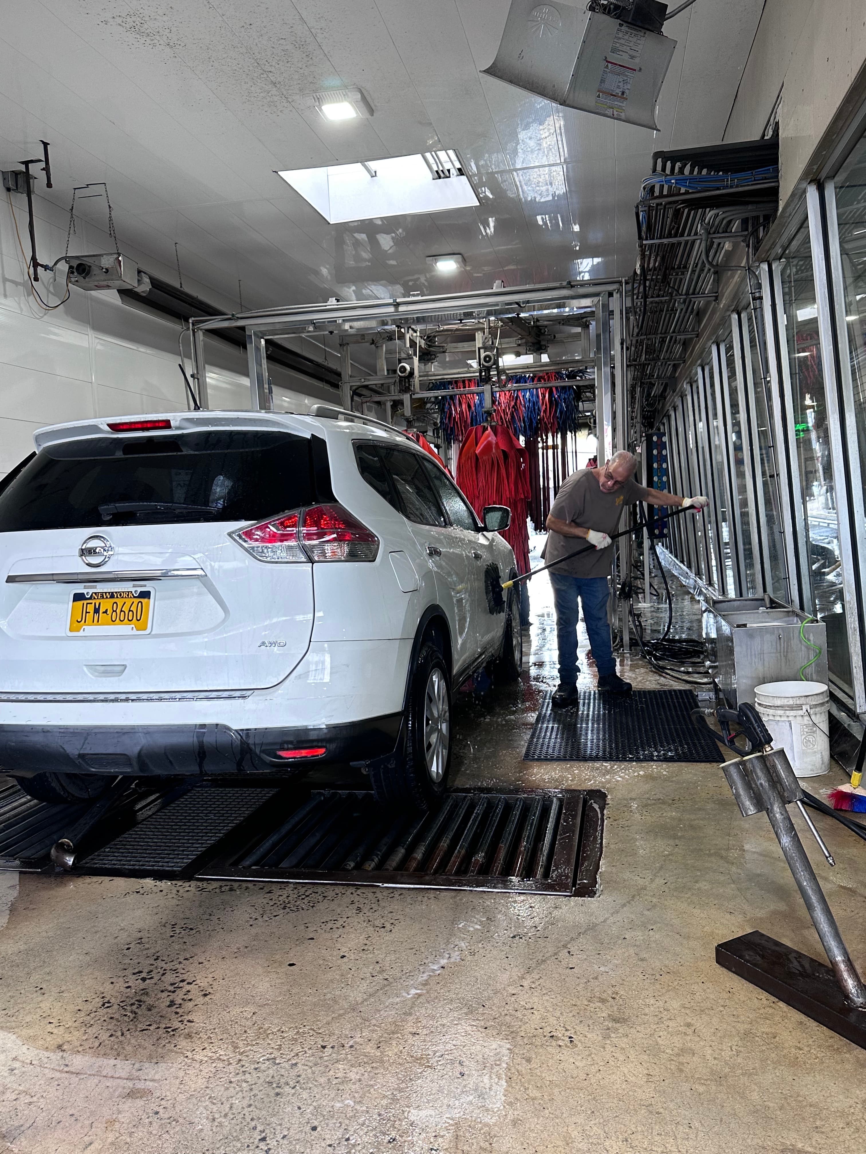 Car wash service photo 8
