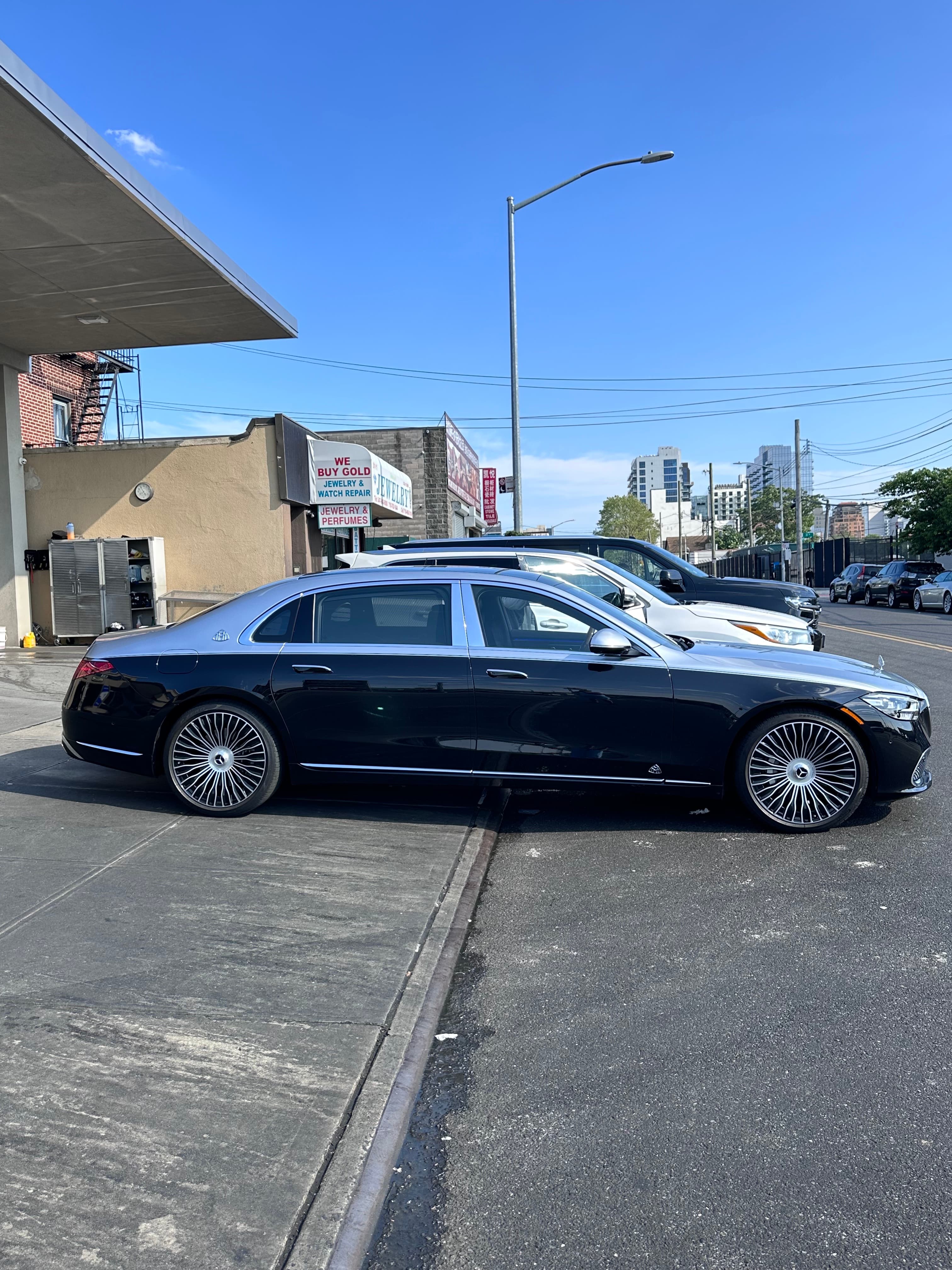 Sparkles Carwash service bay